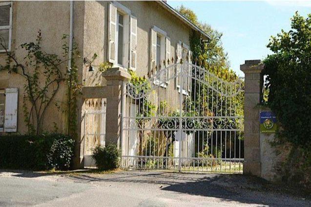 Bed and Breakfast Domaine De La Dame De Lauriere Solignac Exterior foto