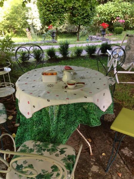 Bed and Breakfast Domaine De La Dame De Lauriere Solignac Exterior foto